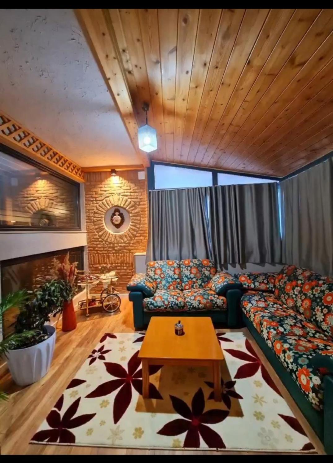 Vila Mariss Korce Habitación foto